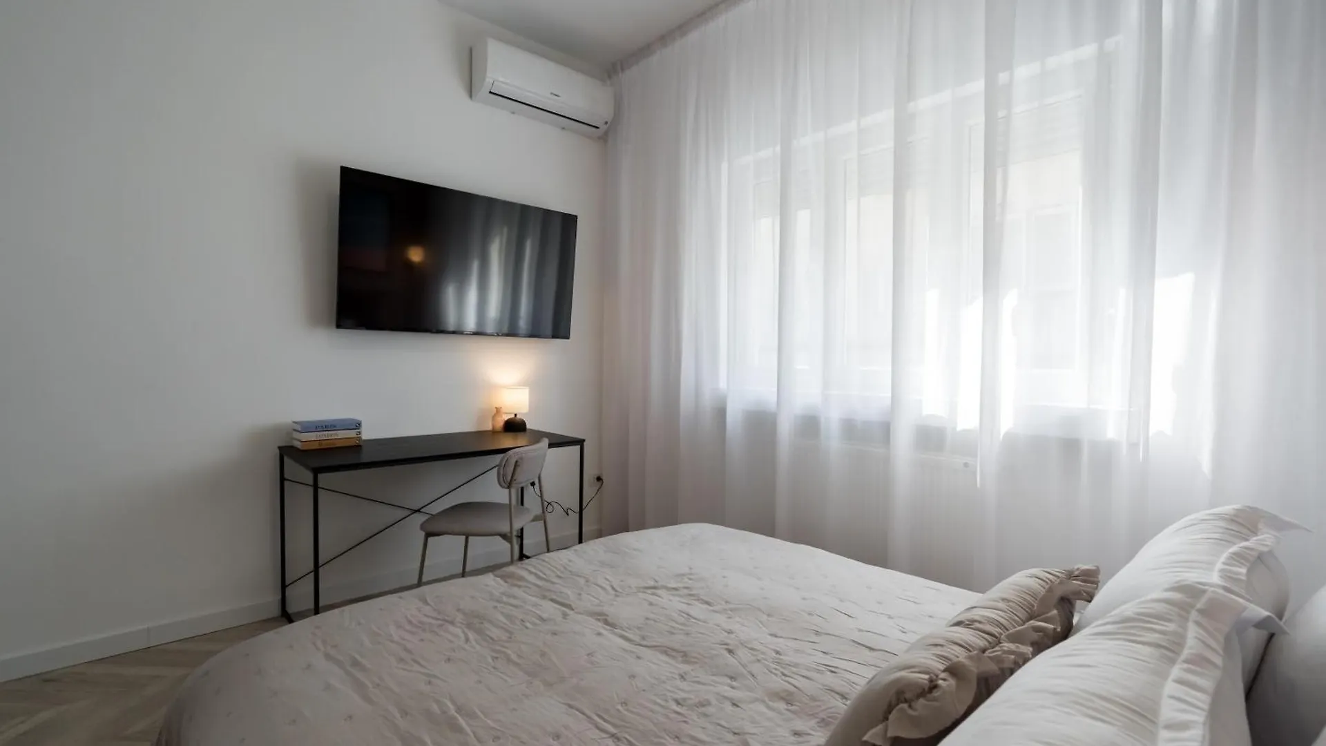 Cismigui Park 2 Bedrooms Apartment 16 Bucarest Rumanía