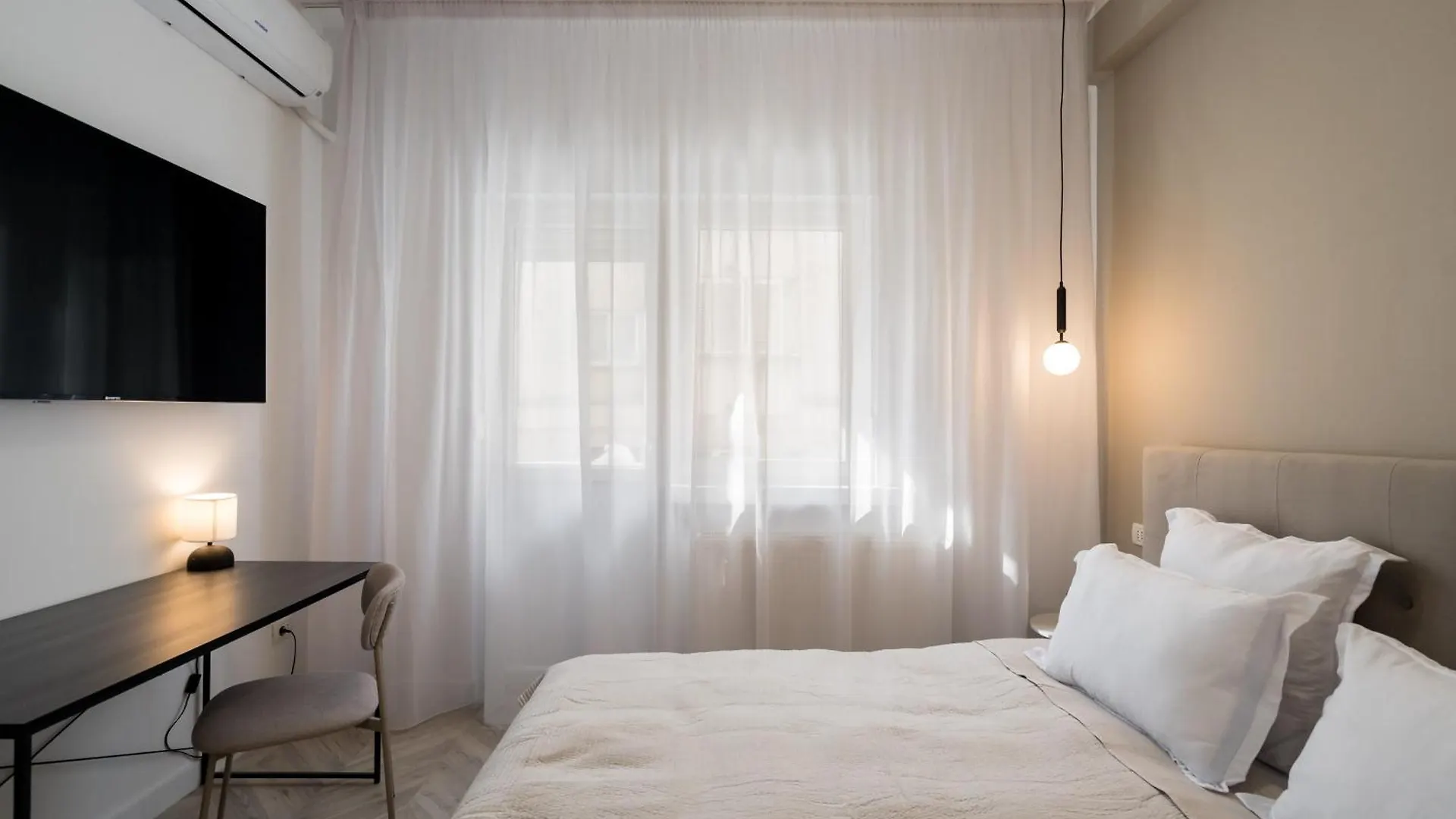 Cismigui Park 2 Bedrooms Apartment 16 Bucarest