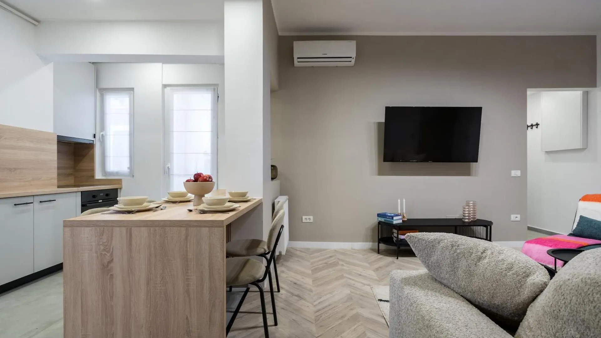 Cismigui Park 2 Bedrooms Apartment 16 Bucarest